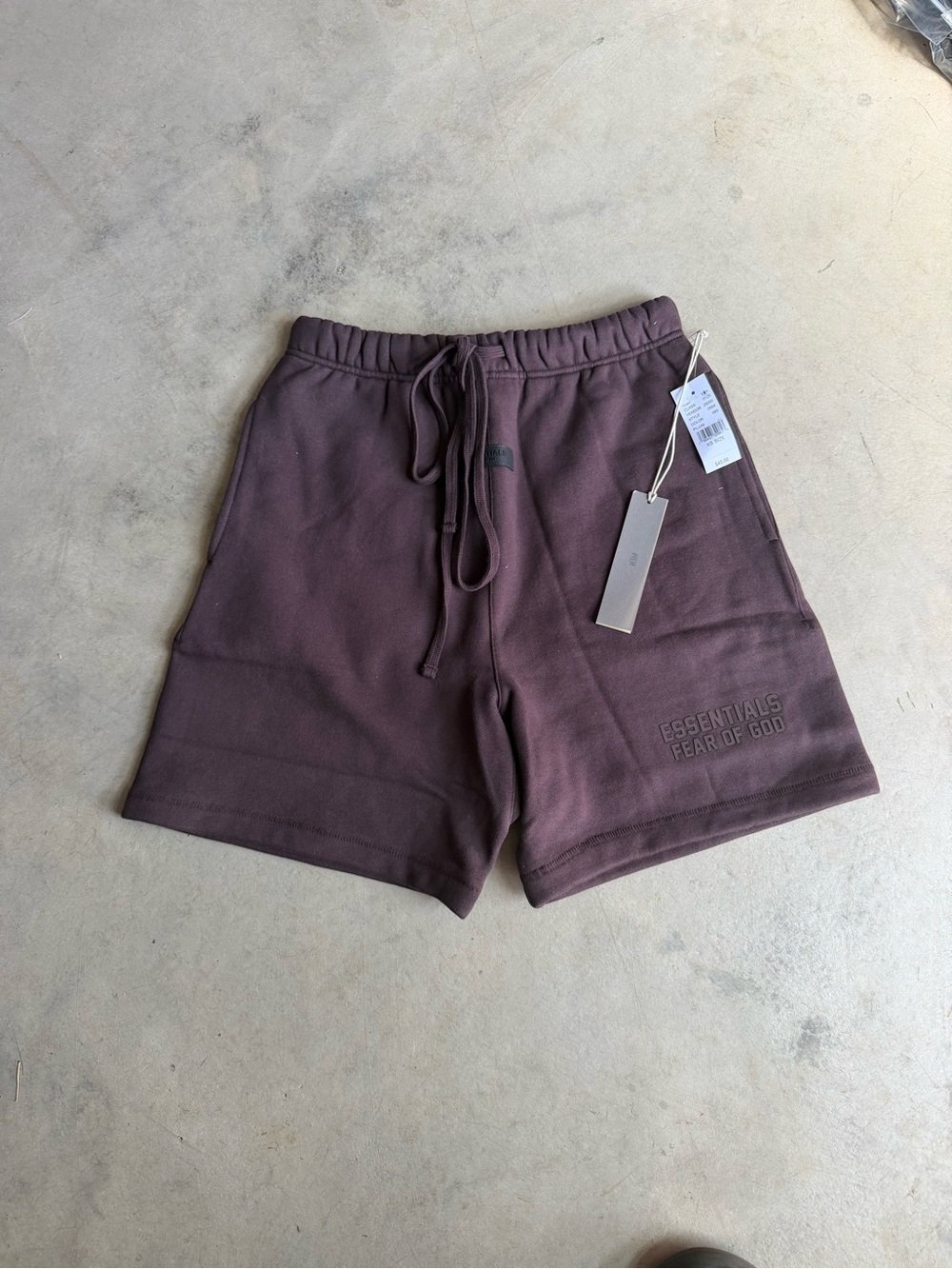 Fear of God Essentials Plum Shorts FW22 Size Large Brand New